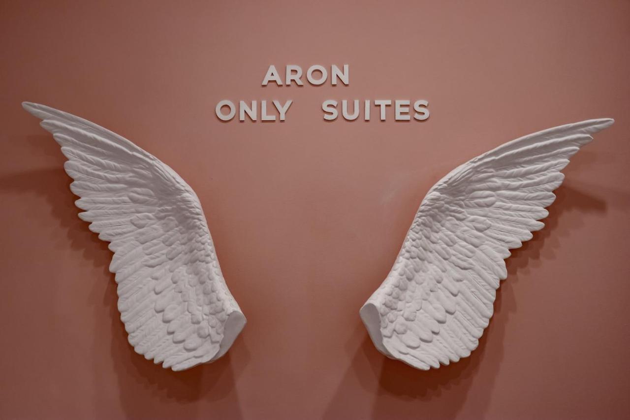 Aron Only Suites Bed And Breakfast Pescara Eksteriør bilde