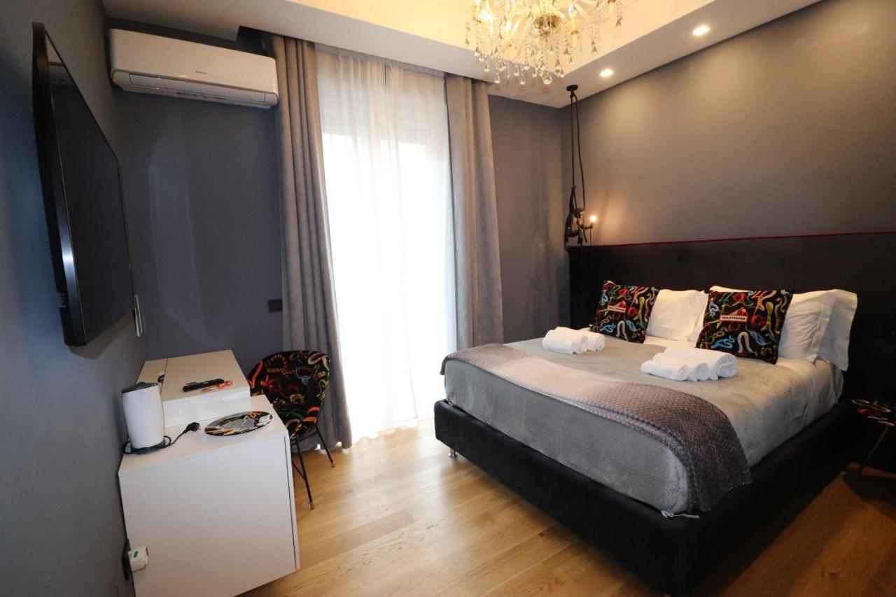 Aron Only Suites Bed And Breakfast Pescara Eksteriør bilde